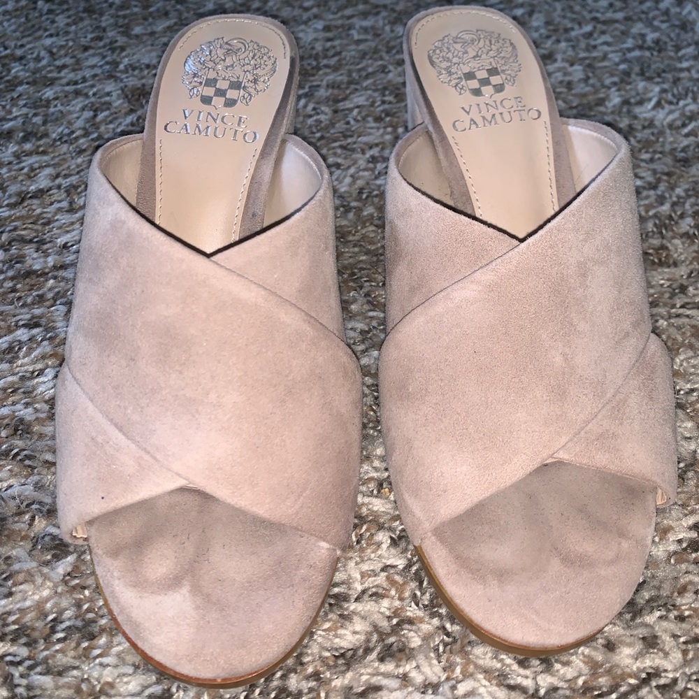 Vince Camuto Levey Sandal Size 6.5!